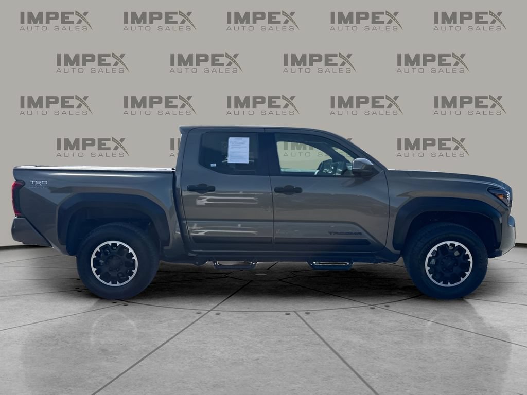 Used 2024 Toyota Tacoma TRD Off-Road w/ TRD Off Road Premium Package AWD/4WD image 6