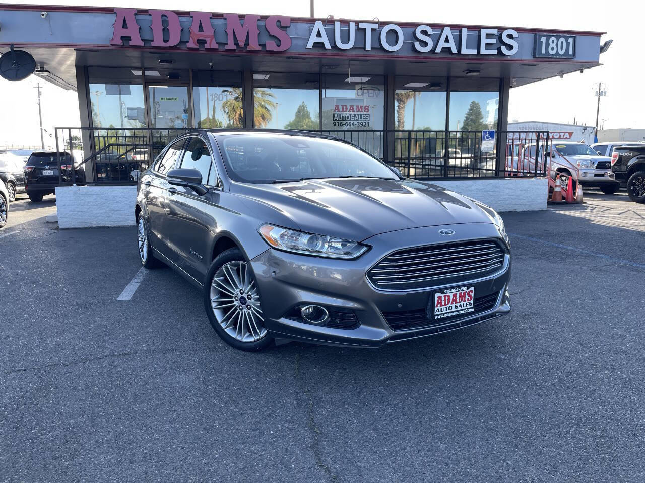 Used 2013 Ford Fusion SE image 1