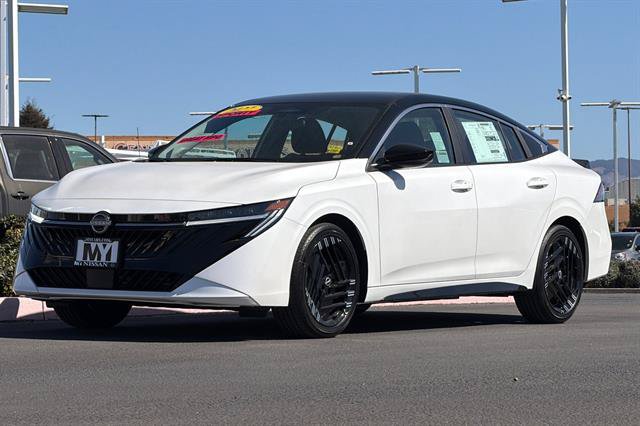 New 2027 Nissan Sentra SR w/ Floor Mat Package FWD image 8