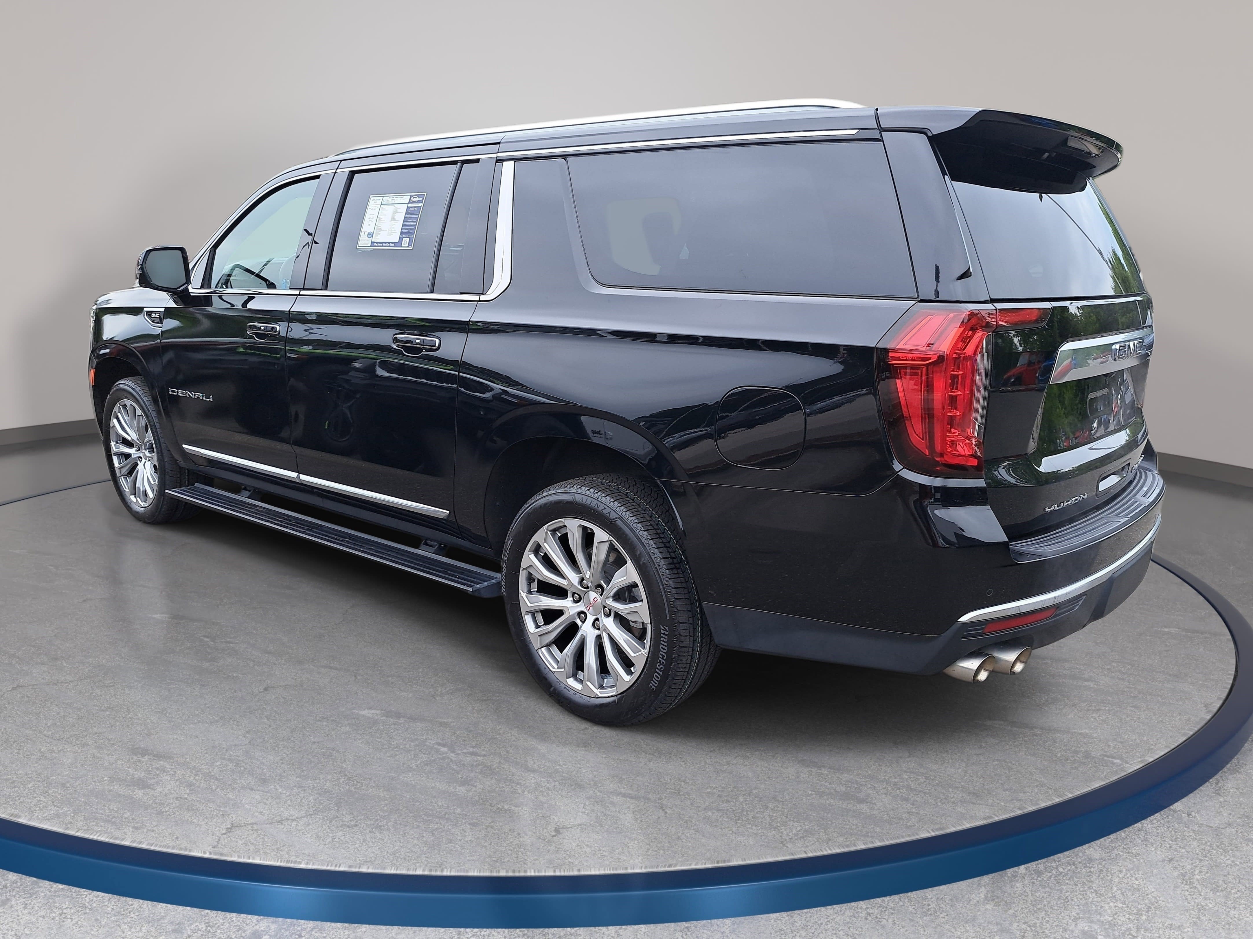 Used 2022 GMC Yukon XL Denali w/ Max Trailering Package AWD/4WD image 7
