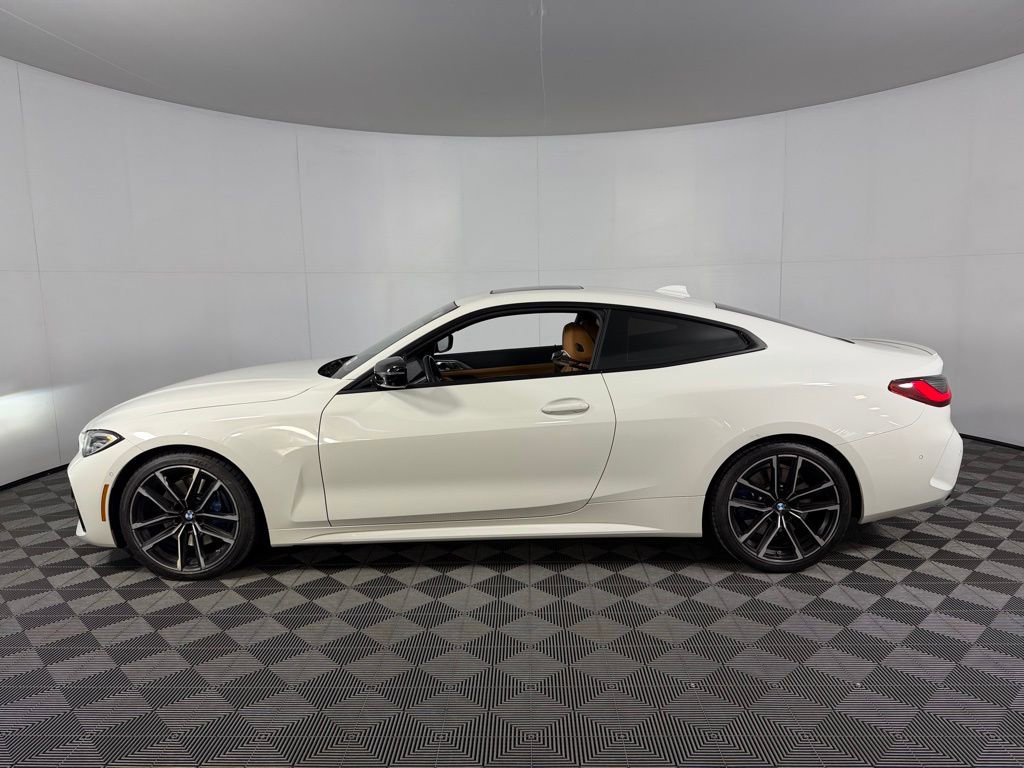Used 2023 BMW M440i M440i w/ Premium Package image 10