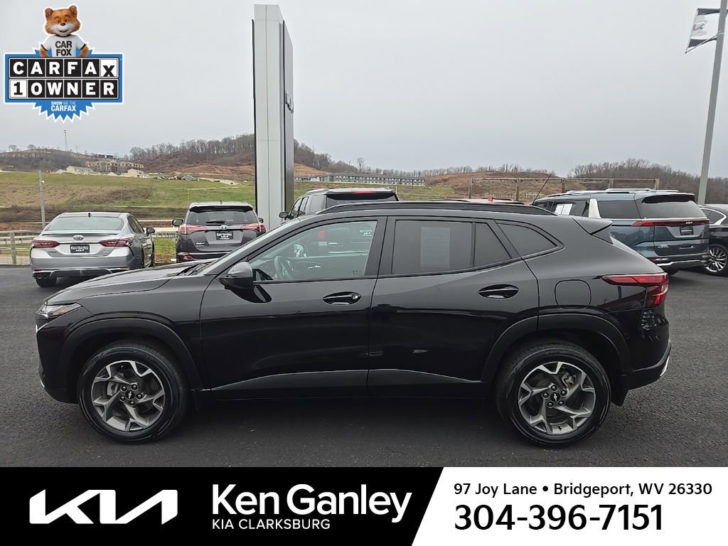 Used 2024 Chevrolet Trax LT image 4