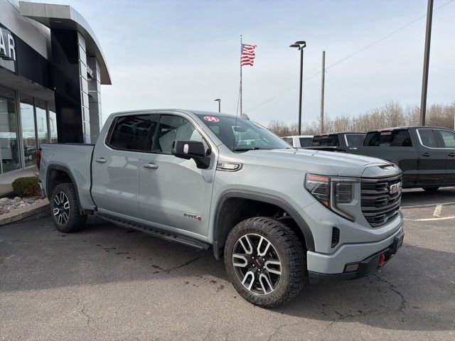Used 2024 GMC Sierra 1500 AT4 w/ Technology Package AWD/4WD image 7