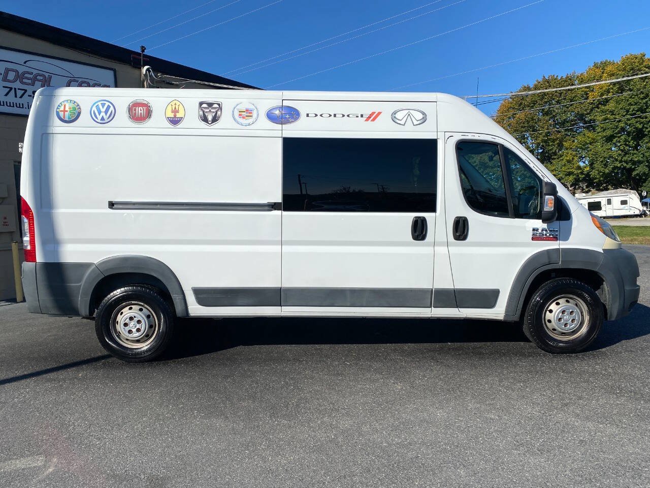 Used 2015 RAM ProMaster 2500 w/ Mopar Trailer Tow Group FWD image 2