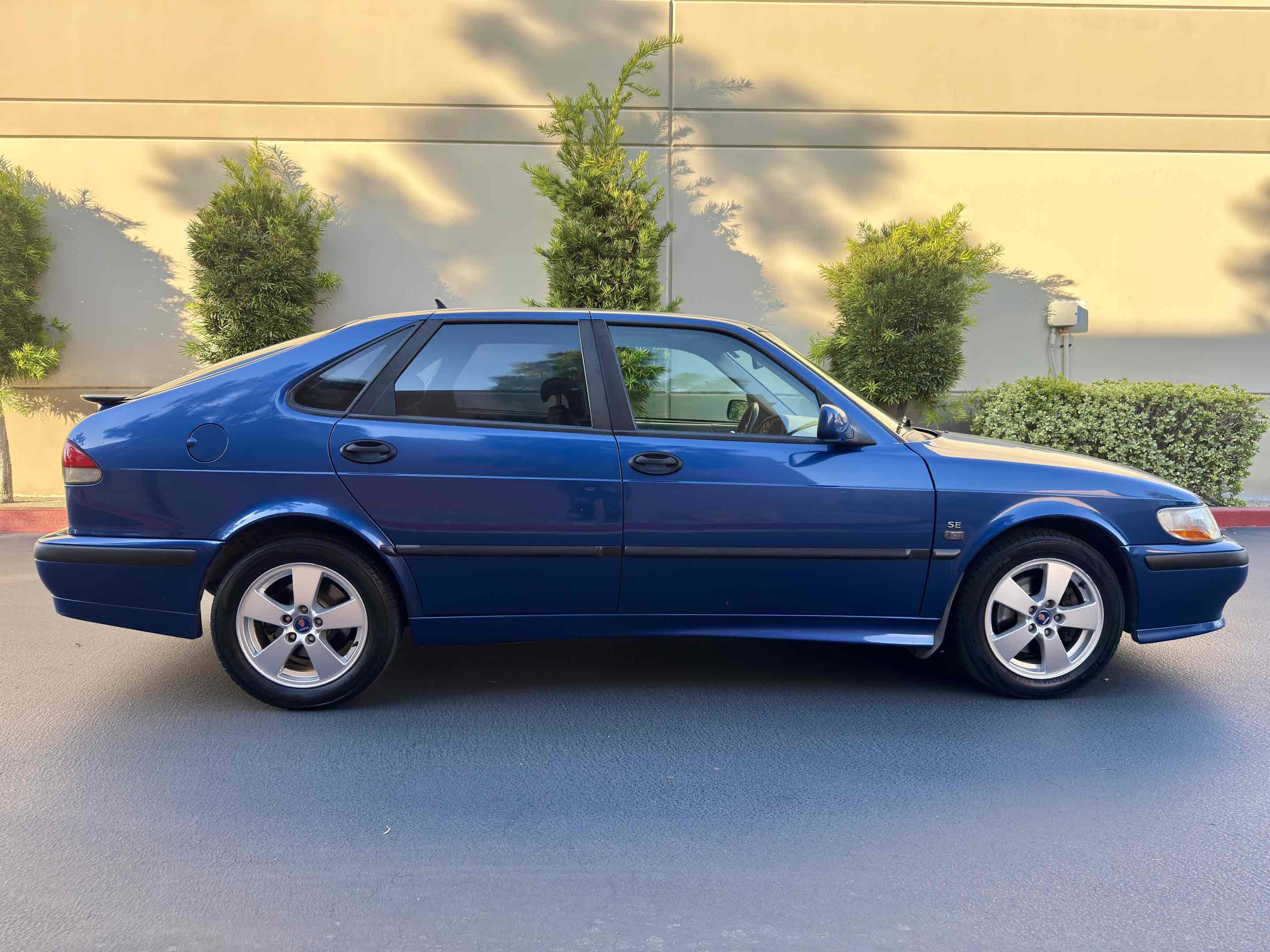 Used 2002 Saab 9-3 SE FWD image 8
