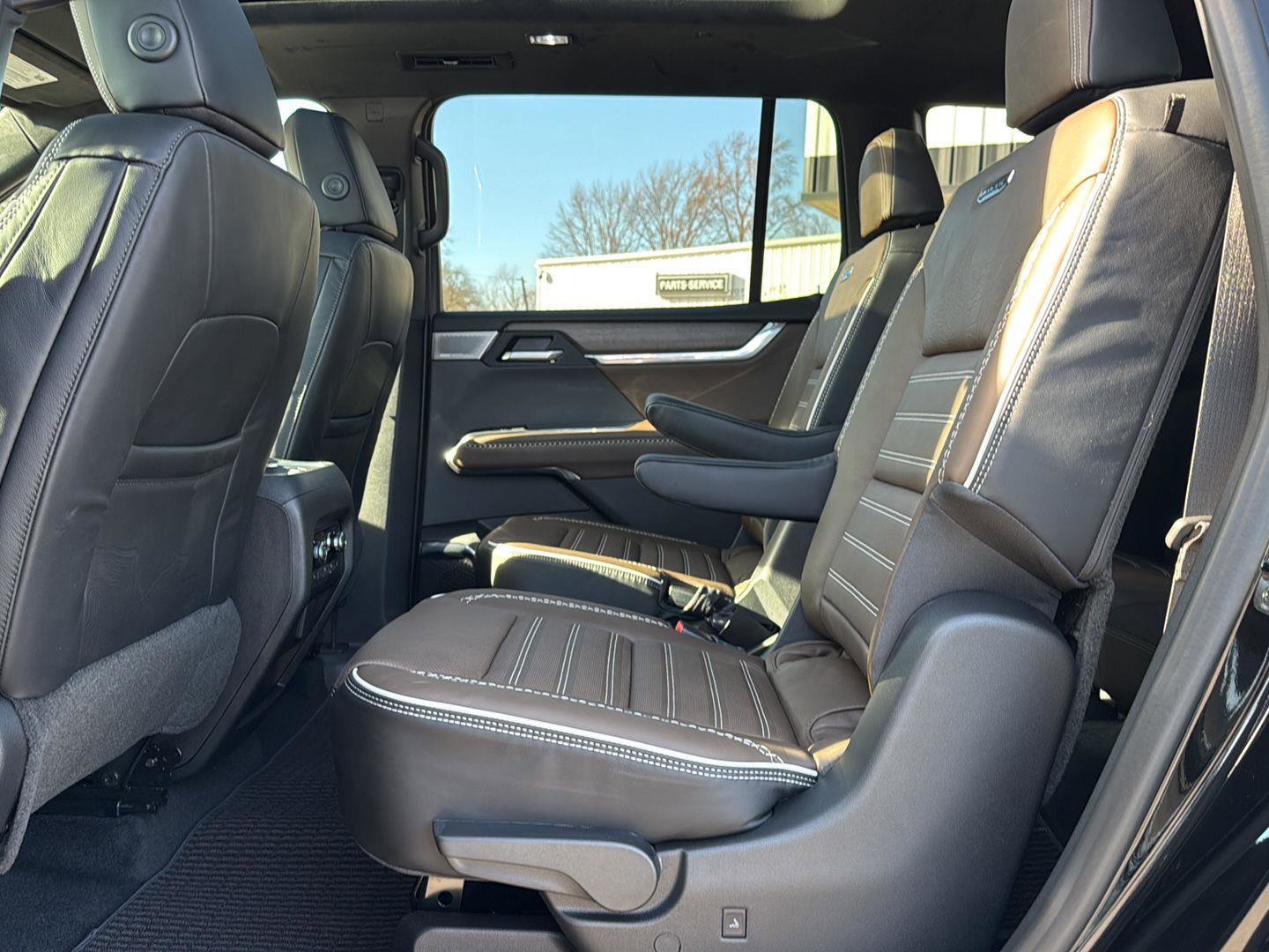 New 2026 GMC Acadia Denali Ultimate image 43