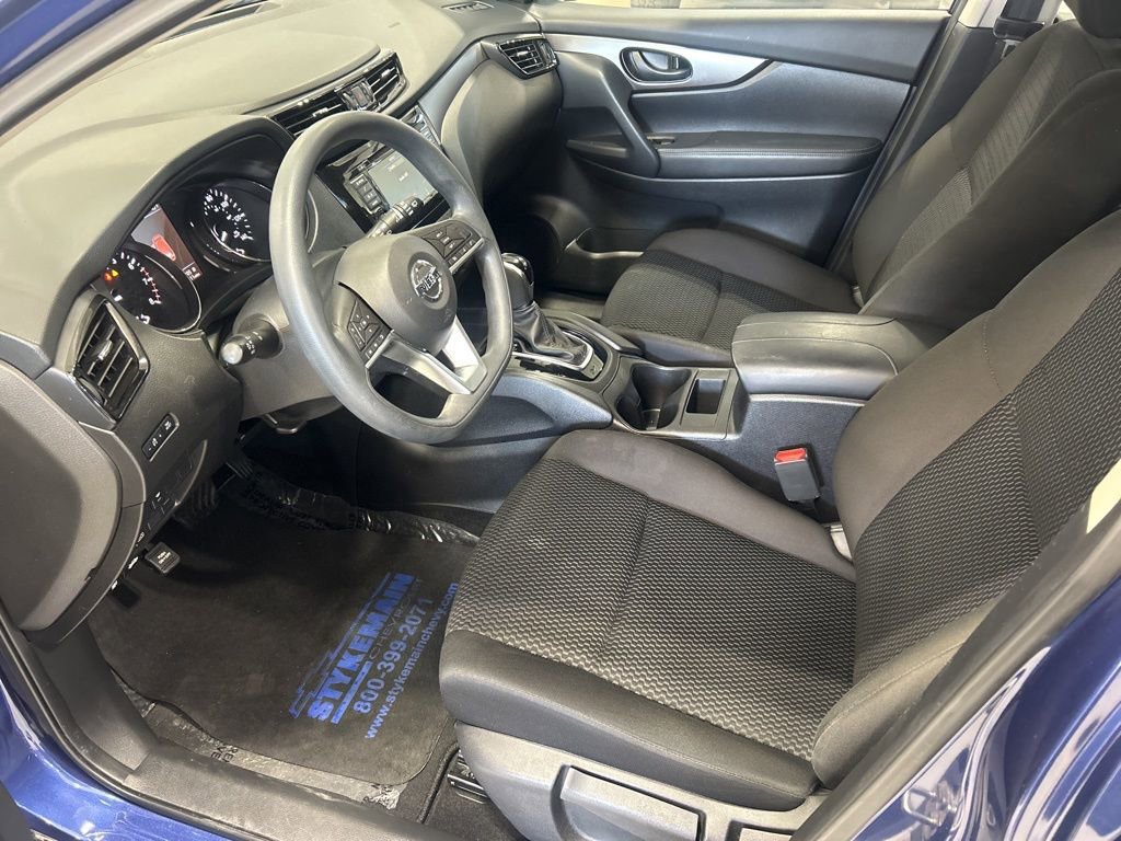 Used 2022 Nissan Rogue Sport S image 13