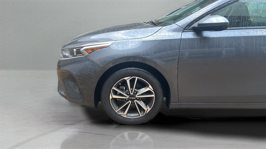 Used 2024 Kia Forte LXS image 9