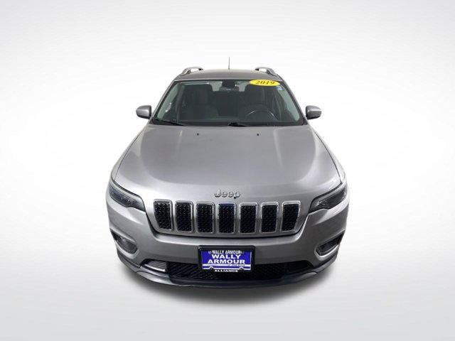 Used 2019 Jeep Cherokee Latitude w/ Cold Weather Group FWD image 14