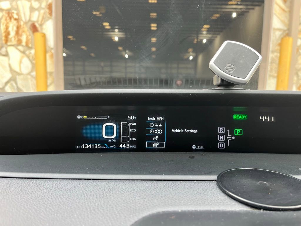 Used 2016 Toyota Prius Two image 34