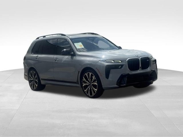 Used 2024 BMW X7 M60i w/ Climate Comfort Package AWD/4WD image 11