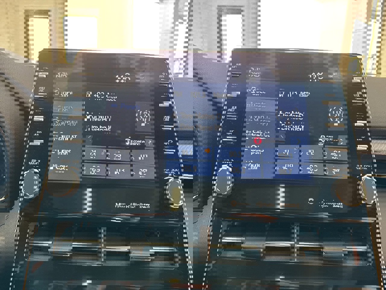 Certified 2020 Toyota Avalon XSE image 27