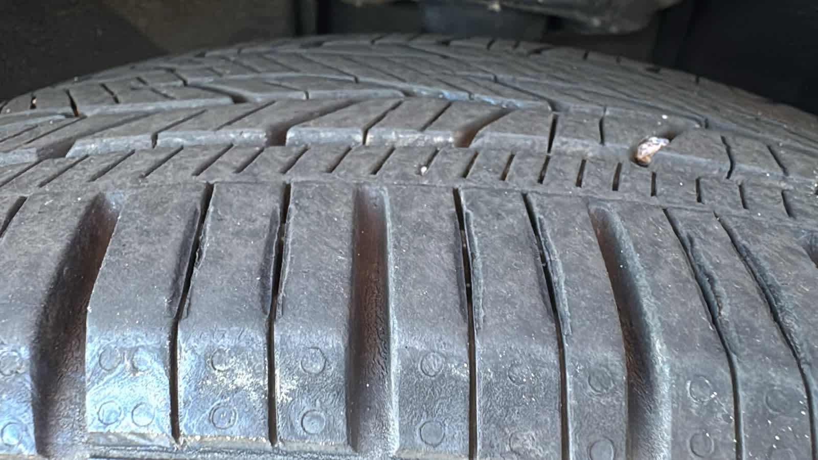 Used 2022 Buick Enclave Premium w/ Surround and Sites Package image 34