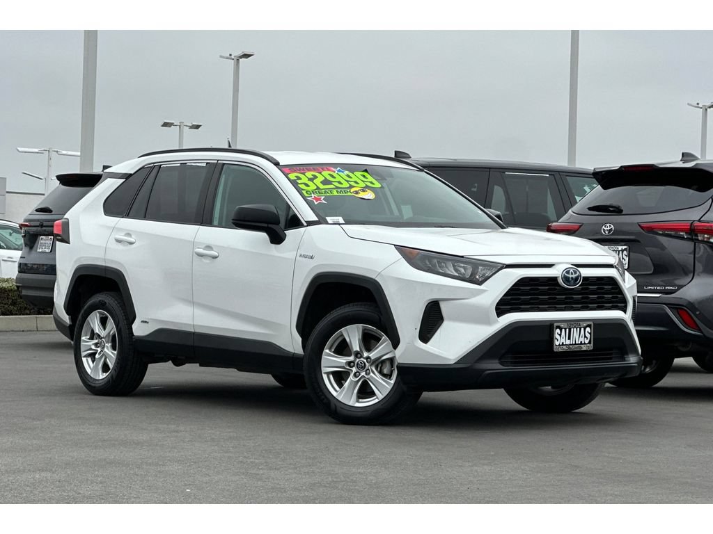 Certified 2020 Toyota RAV4 LE AWD/4WD image 2
