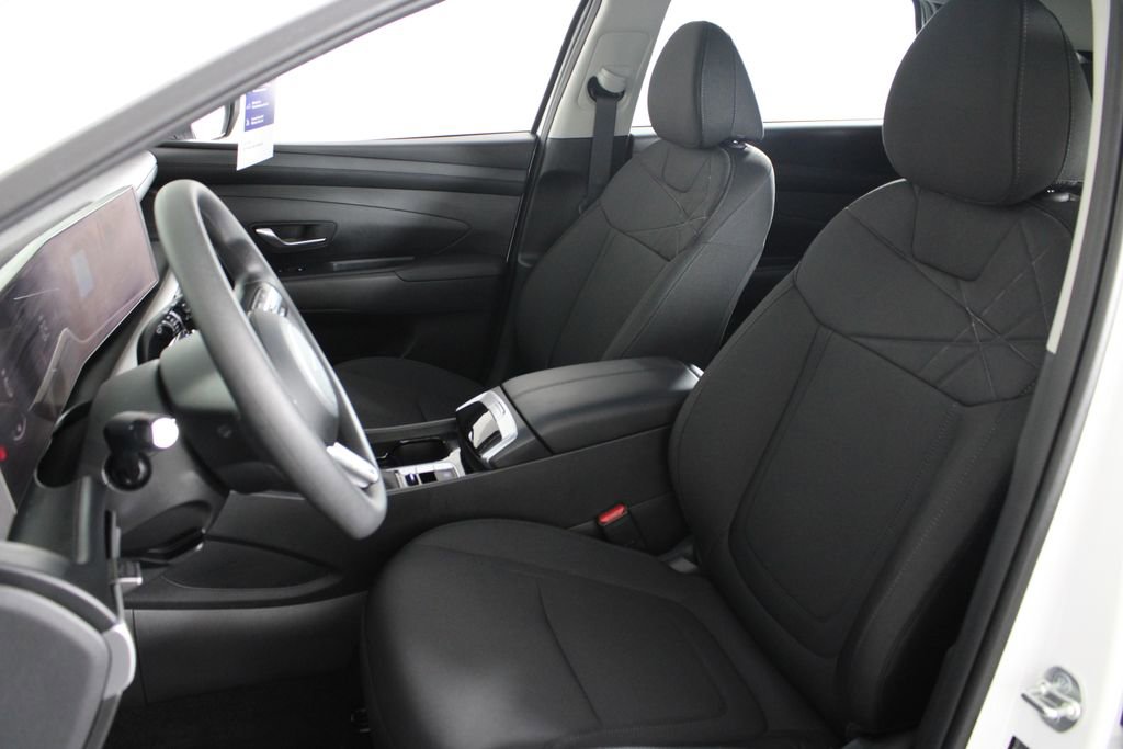 Used 2026 Hyundai Tucson SE image 18