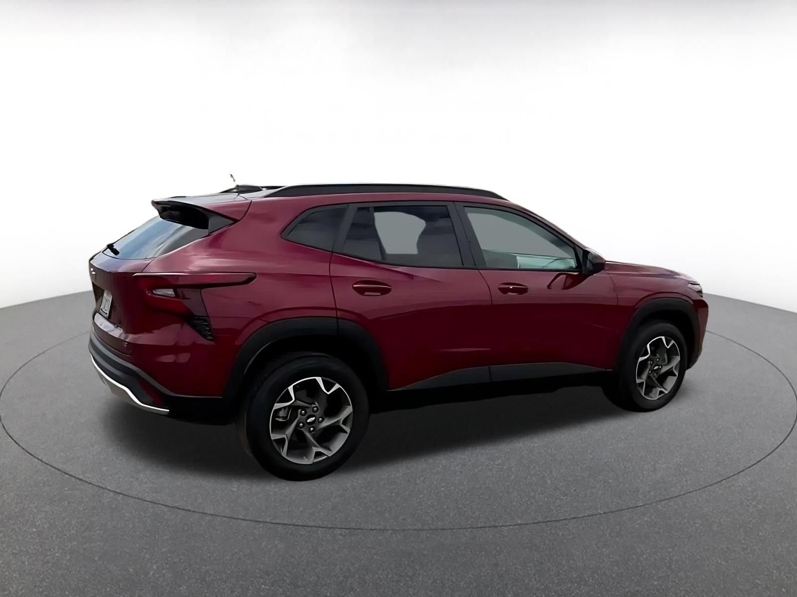 Used 2025 Chevrolet Trax LT w/ LT Convenience Package FWD image 13