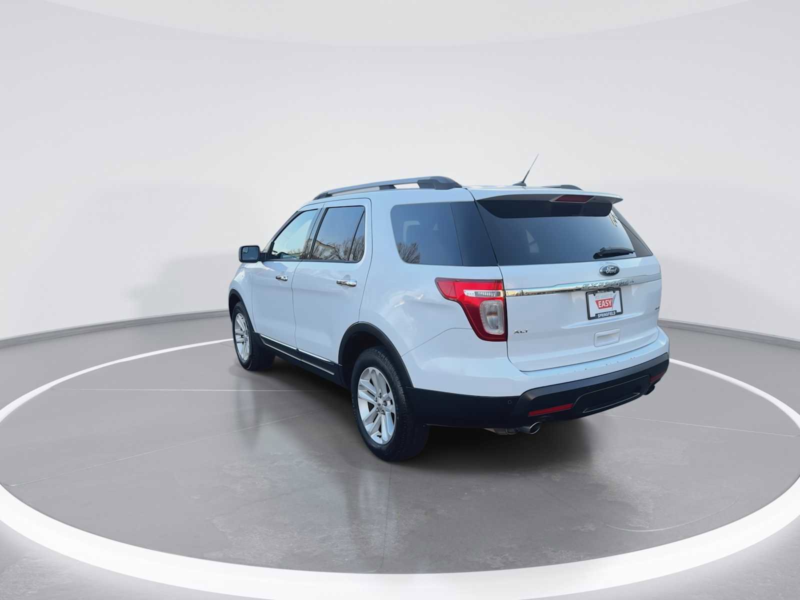 Used 2013 Ford Explorer XLT image 6