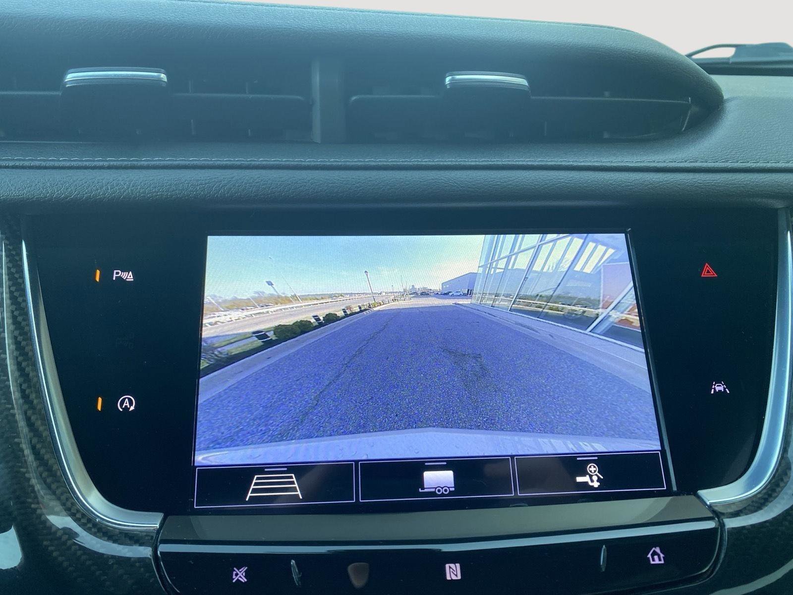 Used 2020 Cadillac XT6 Sport AWD/4WD image 16