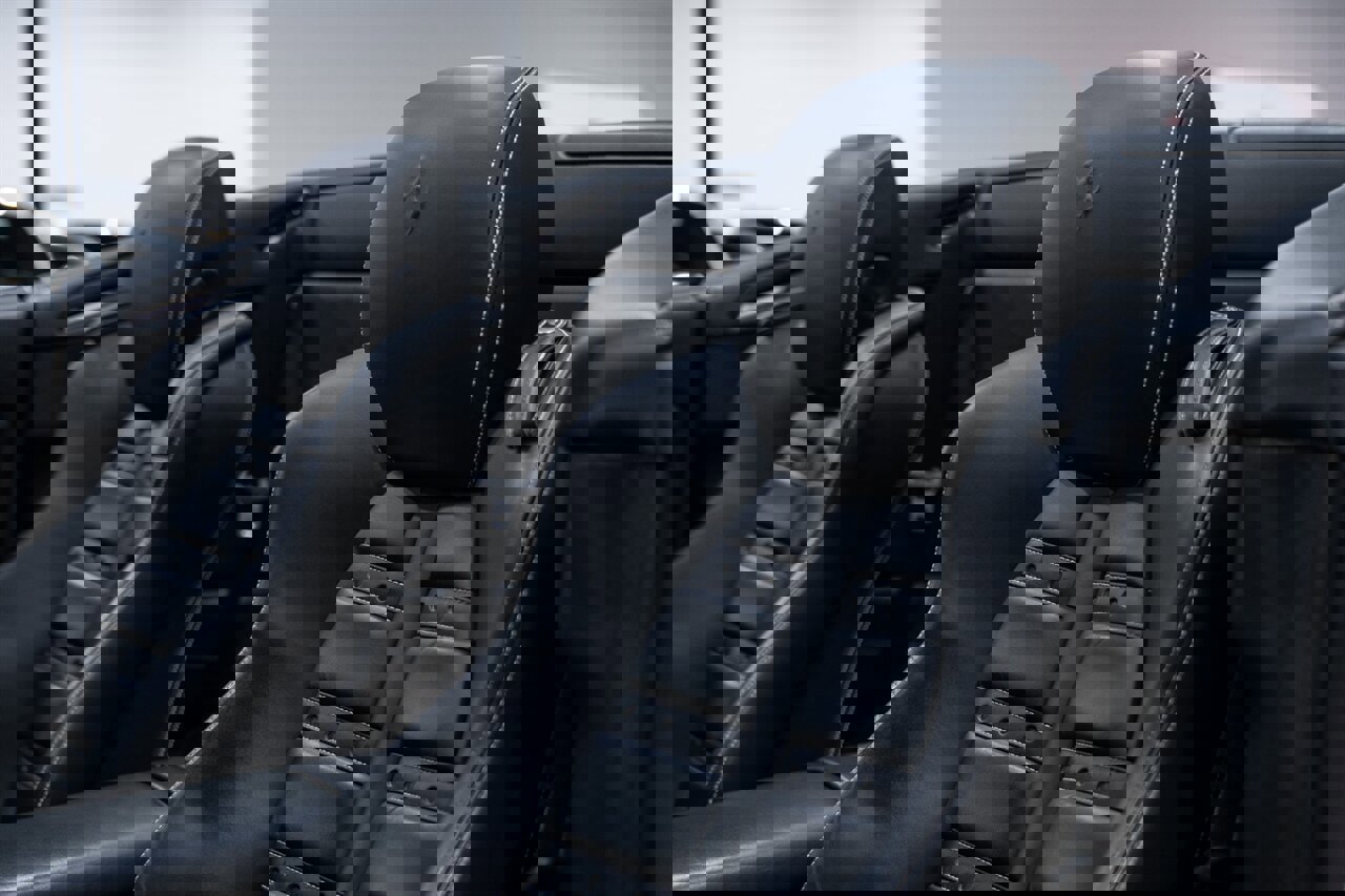 Used 2014 Ferrari California image 24