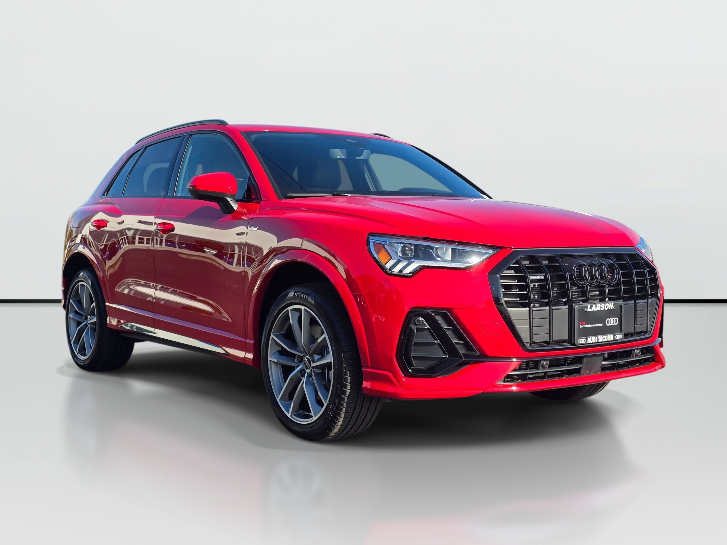 Certified 2025 Audi Q3 2.0T Premium AWD/4WD image 7