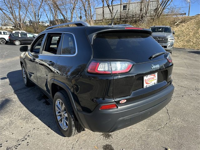 Used 2019 Jeep Cherokee Latitude Plus image 8