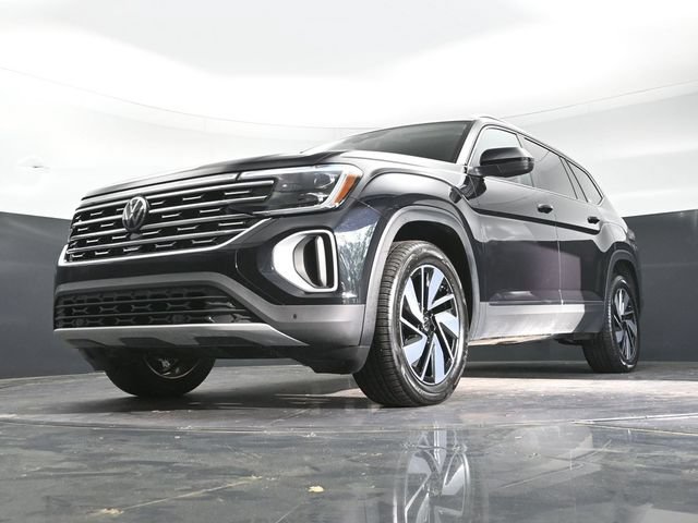 Used 2025 Volkswagen Atlas SEL AWD/4WD image 31
