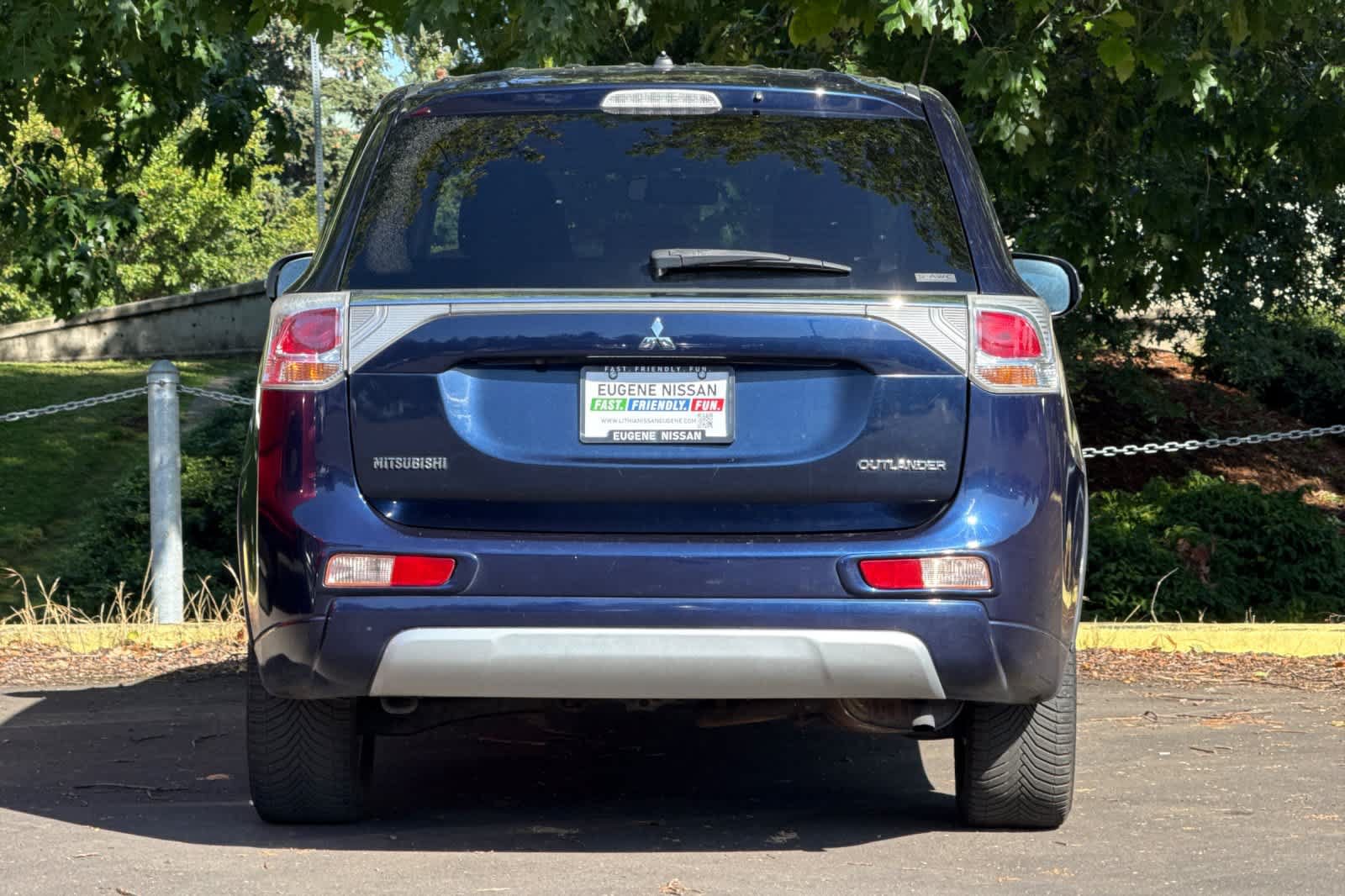 Used 2015 Mitsubishi Outlander SE AWD/4WD image 7
