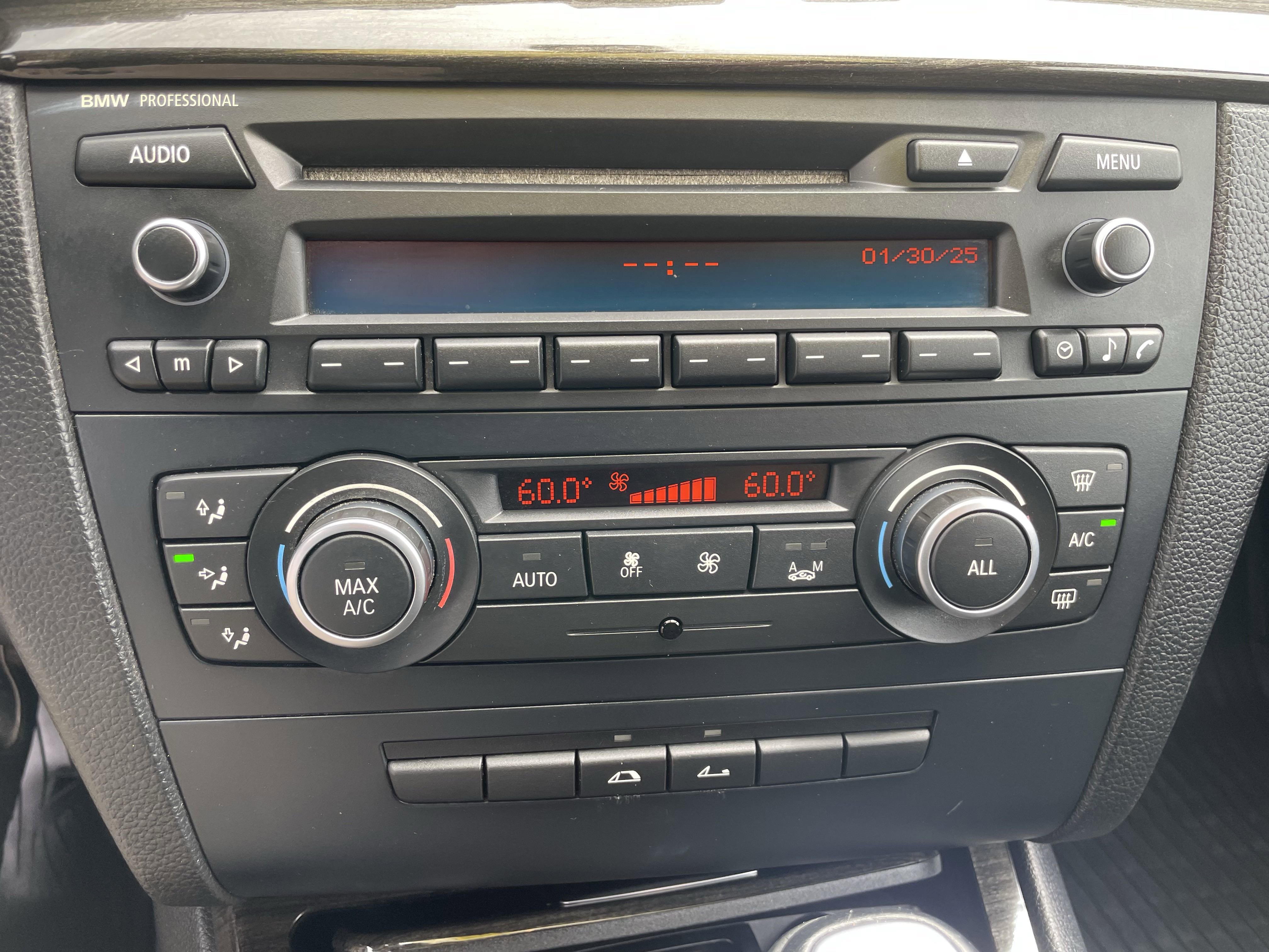 Used 2013 BMW 128i Convertible image 20