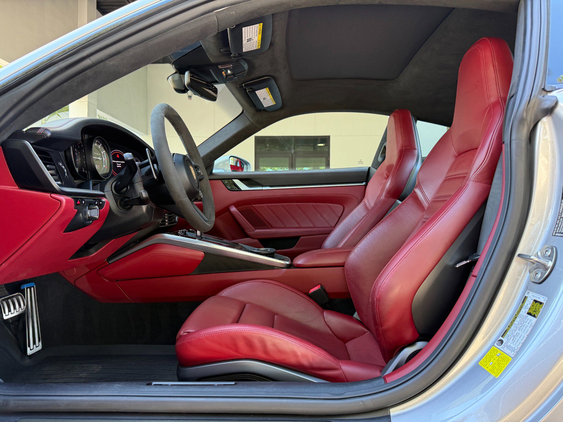 Used 2021 Porsche 911 Turbo S image 25