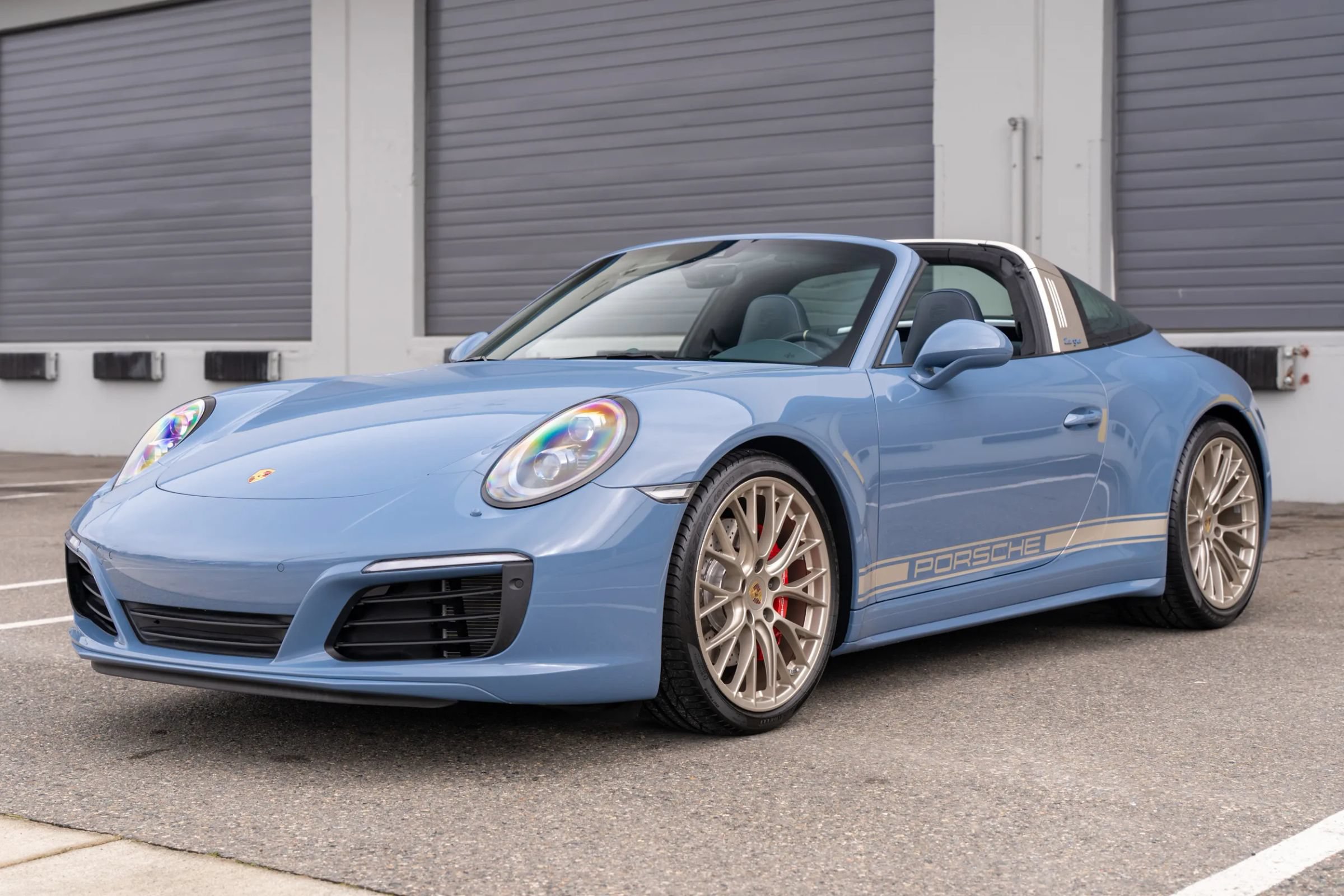 Used 2017 Porsche 911 Targa 4S AWD/4WD image 11