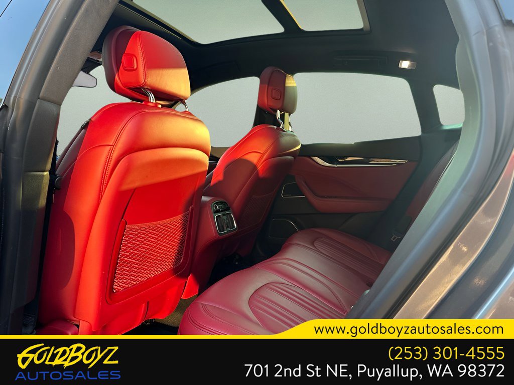 Used 2017 Maserati Levante w/ Sport Package image 11