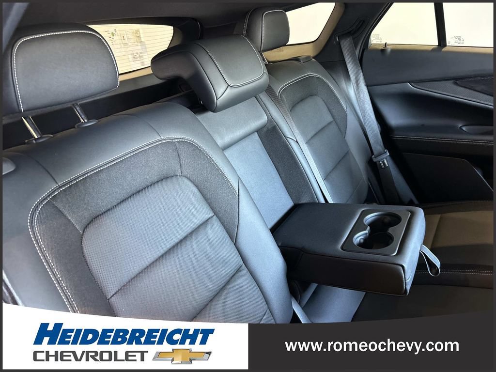 Used 2024 Chevrolet Blazer EV LT AWD/4WD image 32