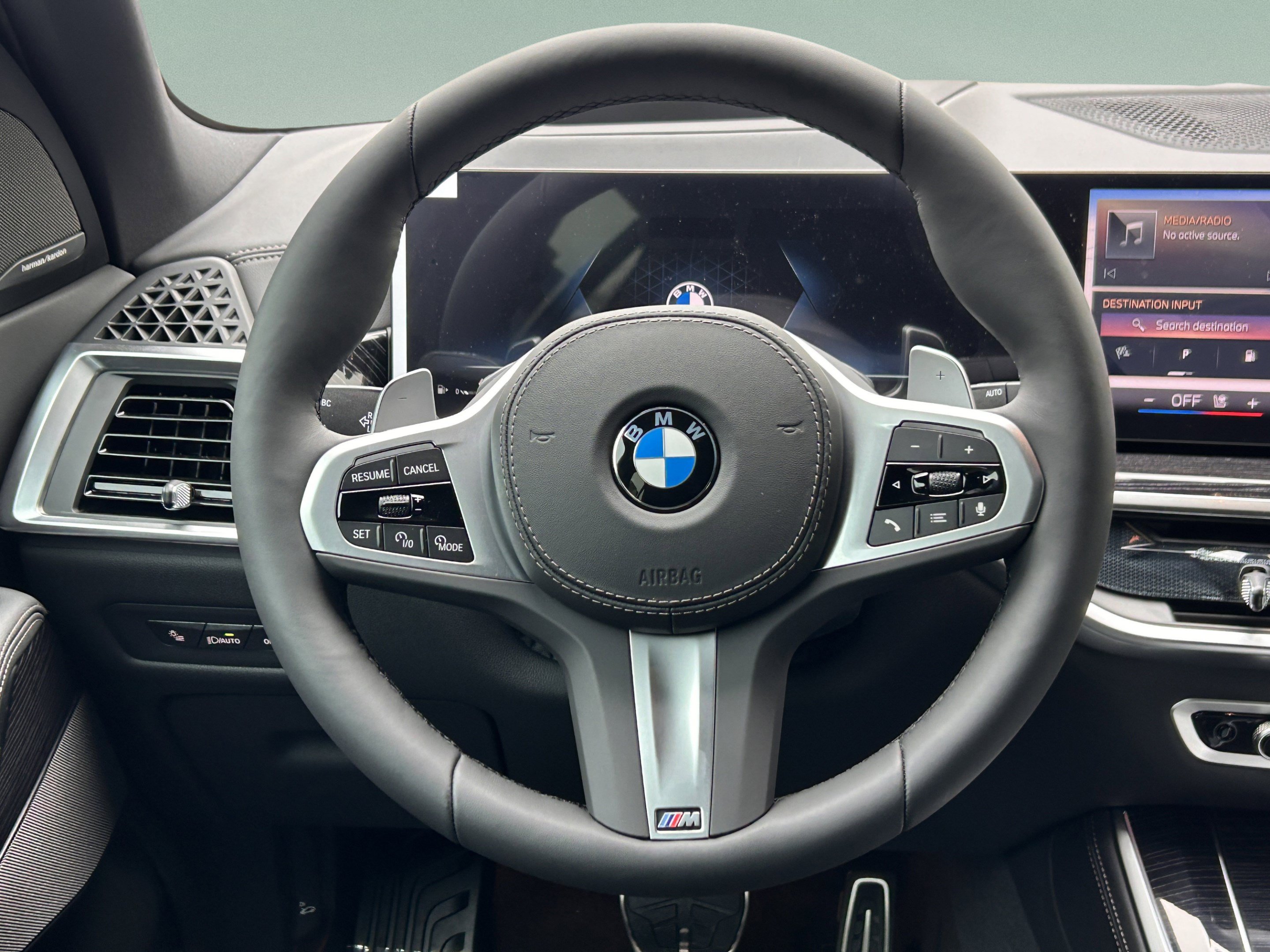 Used 2026 BMW X5 sDrive40i w/ M Sport Package RWD image 10