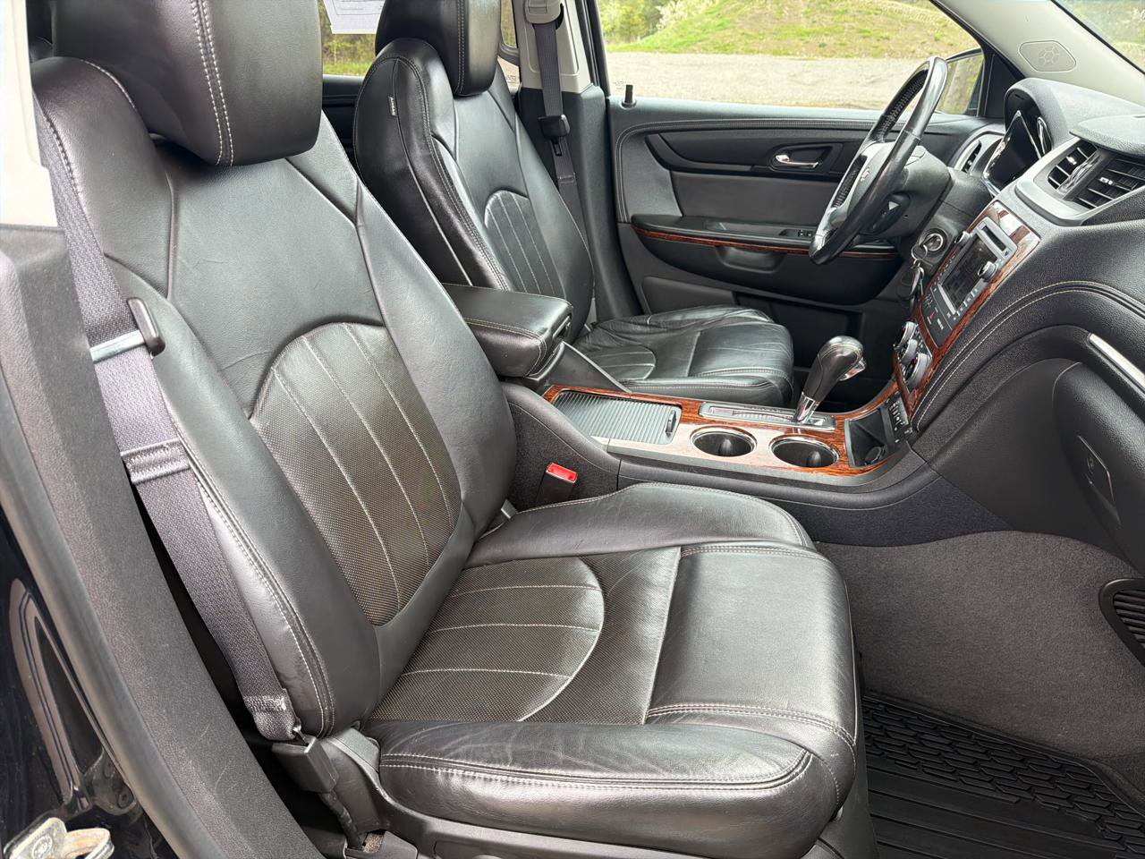 Used 2013 Chevrolet Traverse LTZ AWD/4WD image 26