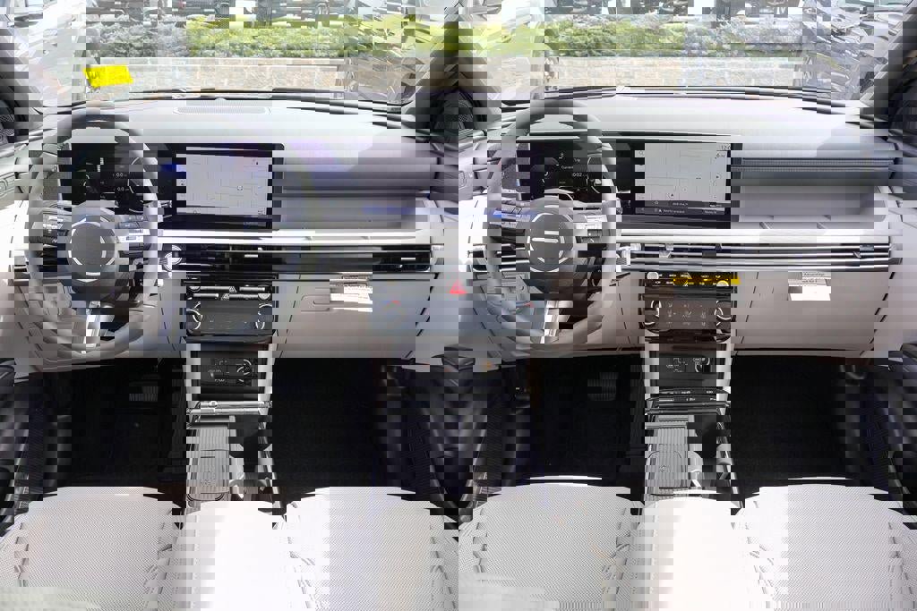 New 2026 Hyundai Tucson Limited image 6