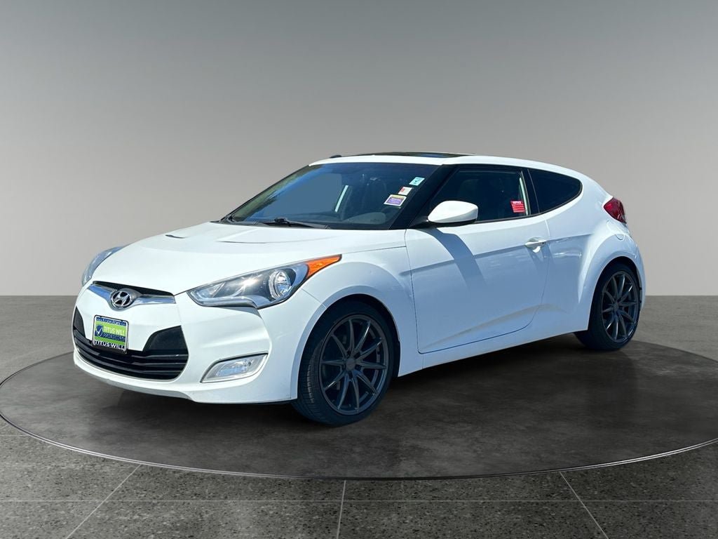 Used 2013 Hyundai Veloster w/ Style Pkg FWD image 3