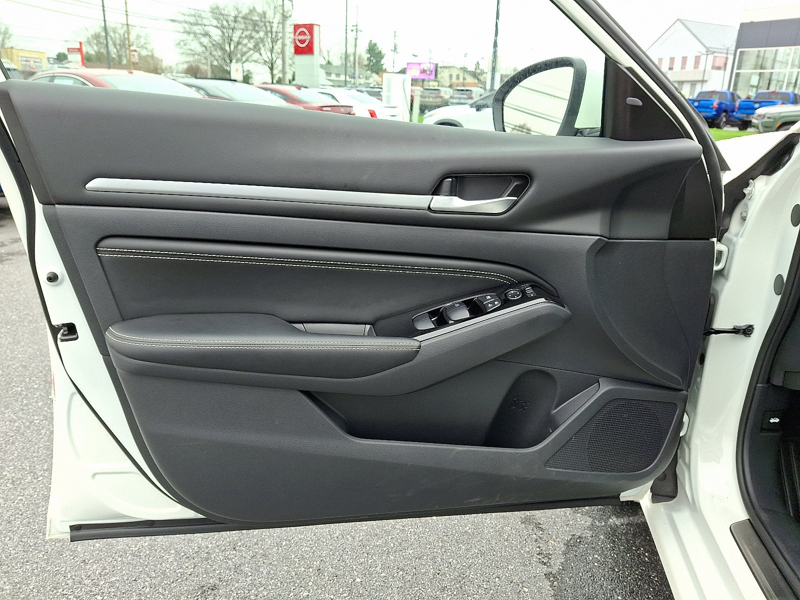 Certified 2023 Nissan Altima 2.5 SL AWD/4WD image 14