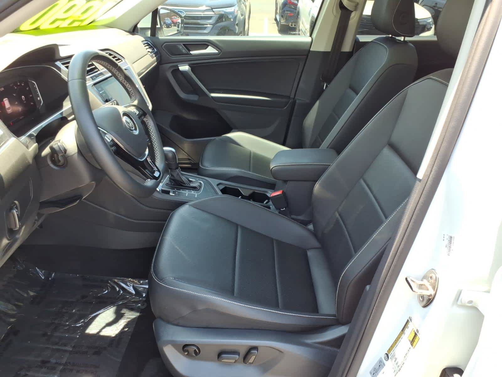 Used 2021 Volkswagen Tiguan SEL FWD image 25