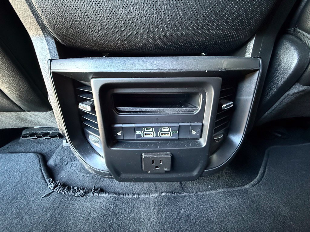 Used 2025 RAM 1500 Laramie AWD/4WD image 33