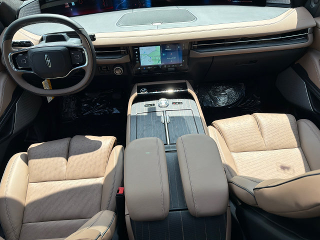 New 2027 Lincoln Navigator L Black Label AWD/4WD image 25
