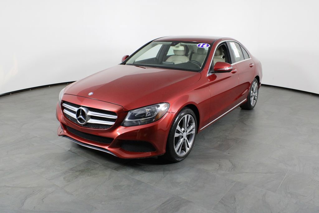 Used 2016 Mercedes-Benz C 300 Sedan image 2