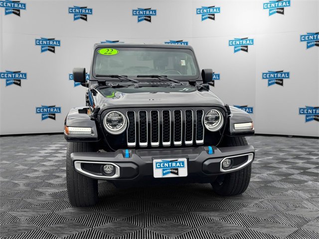 Certified 2022 Jeep Wrangler Unlimited Sahara w/ Cold Weather Group image 9