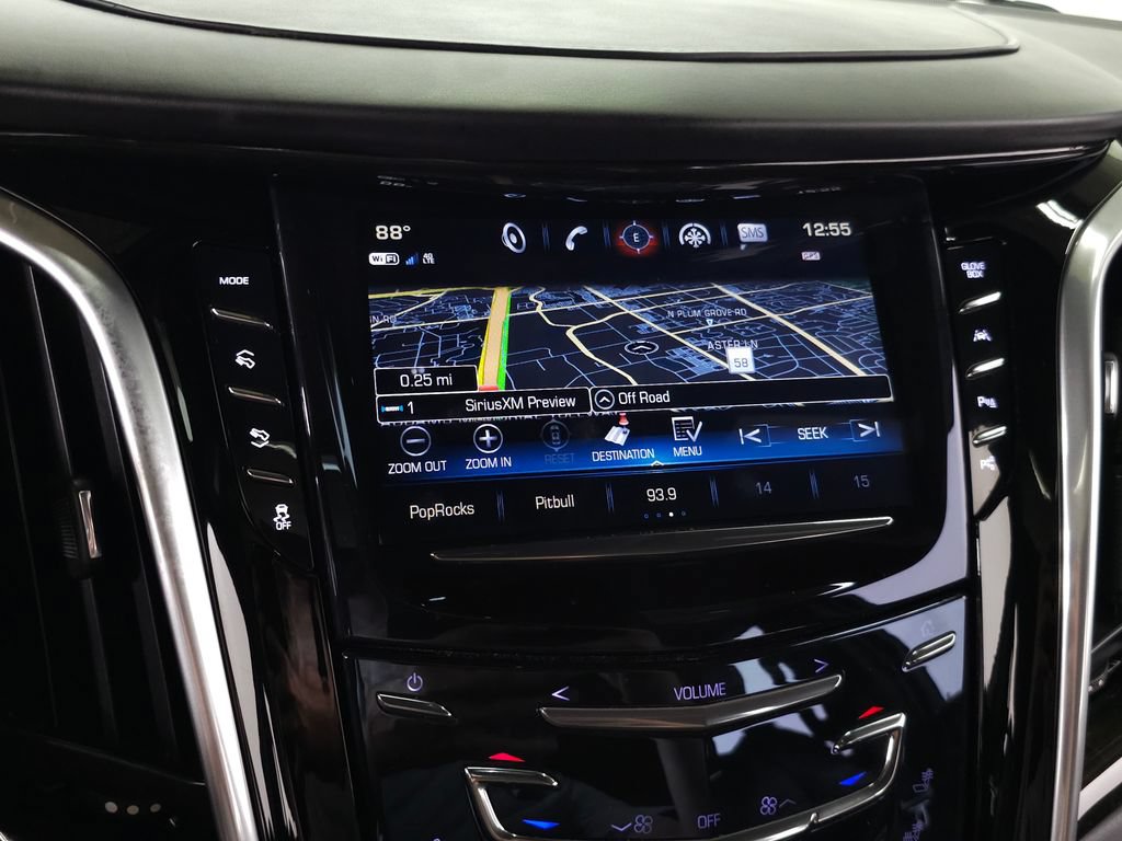 Used 2020 Cadillac Escalade Platinum w/ Escalade Sport Edition AWD/4WD image 29