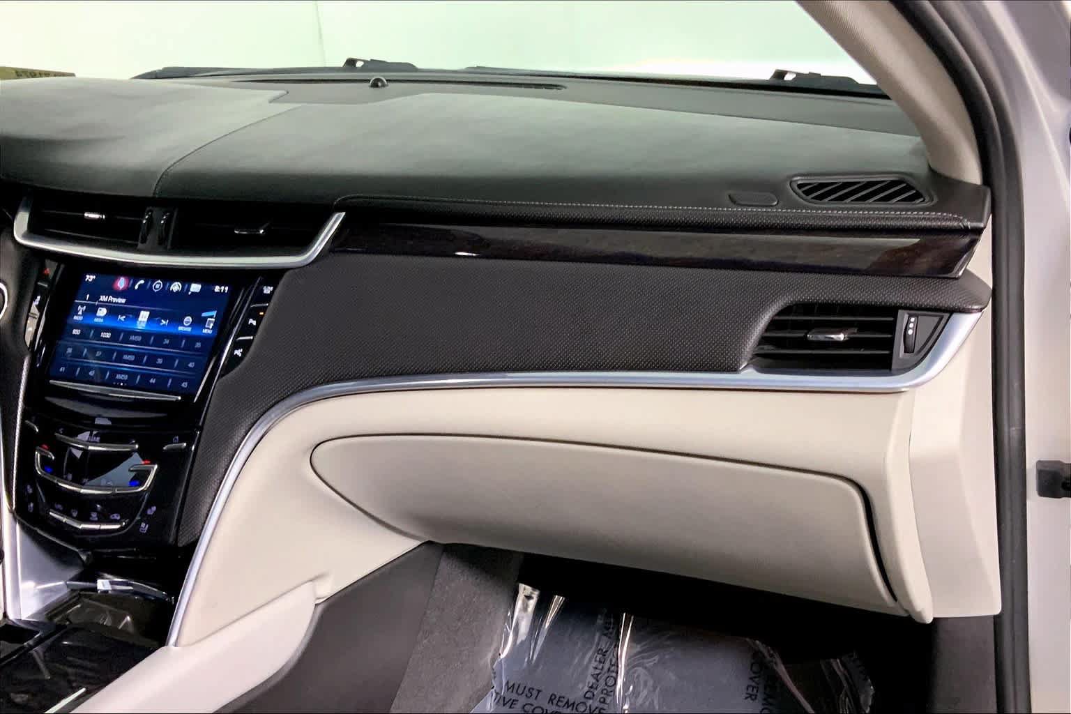 Used 2016 Cadillac XTS Luxury w/ Driver Awareness Package FWD image 18
