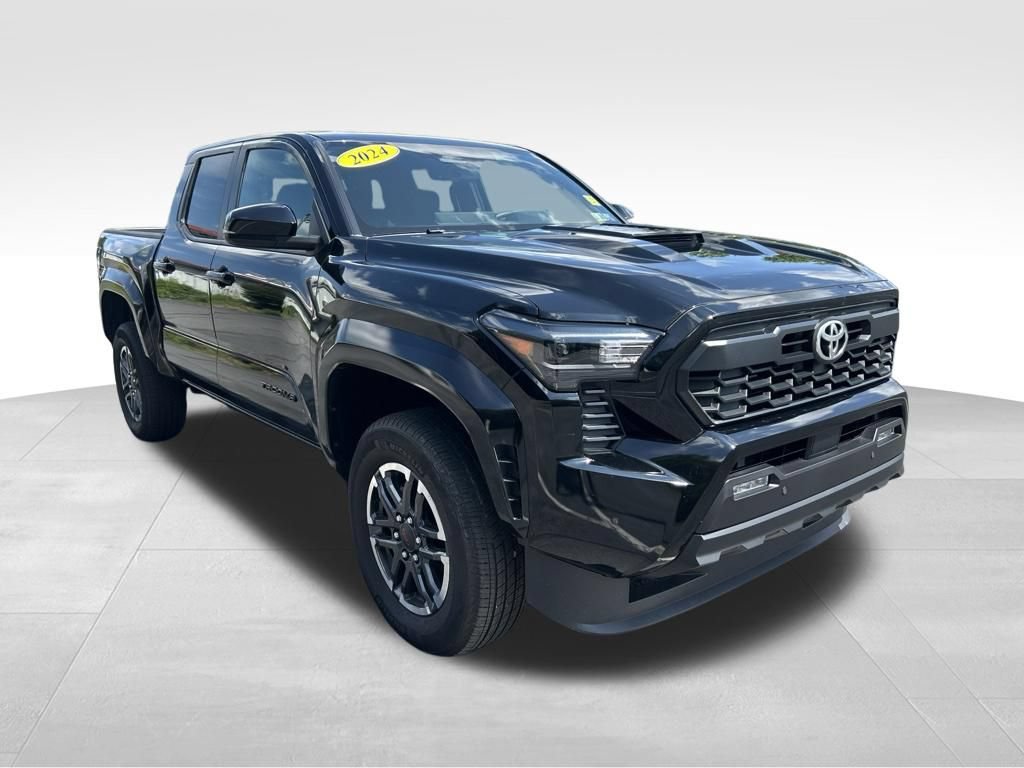 Certified 2024 Toyota Tacoma TRD Sport w/ TRD Sport Upgrade Package AWD/4WD image 6