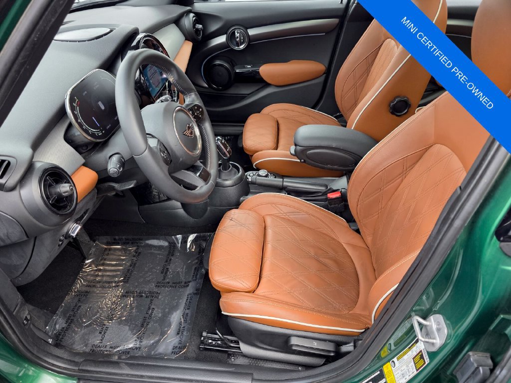 Used 2024 MINI Cooper S w/ Signature Upholstery Package FWD image 9