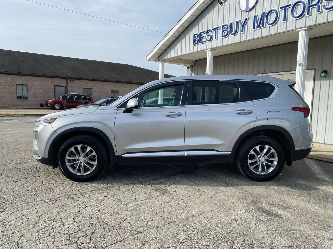 Used 2020 Hyundai Santa Fe SE w/ Cargo Package image 4