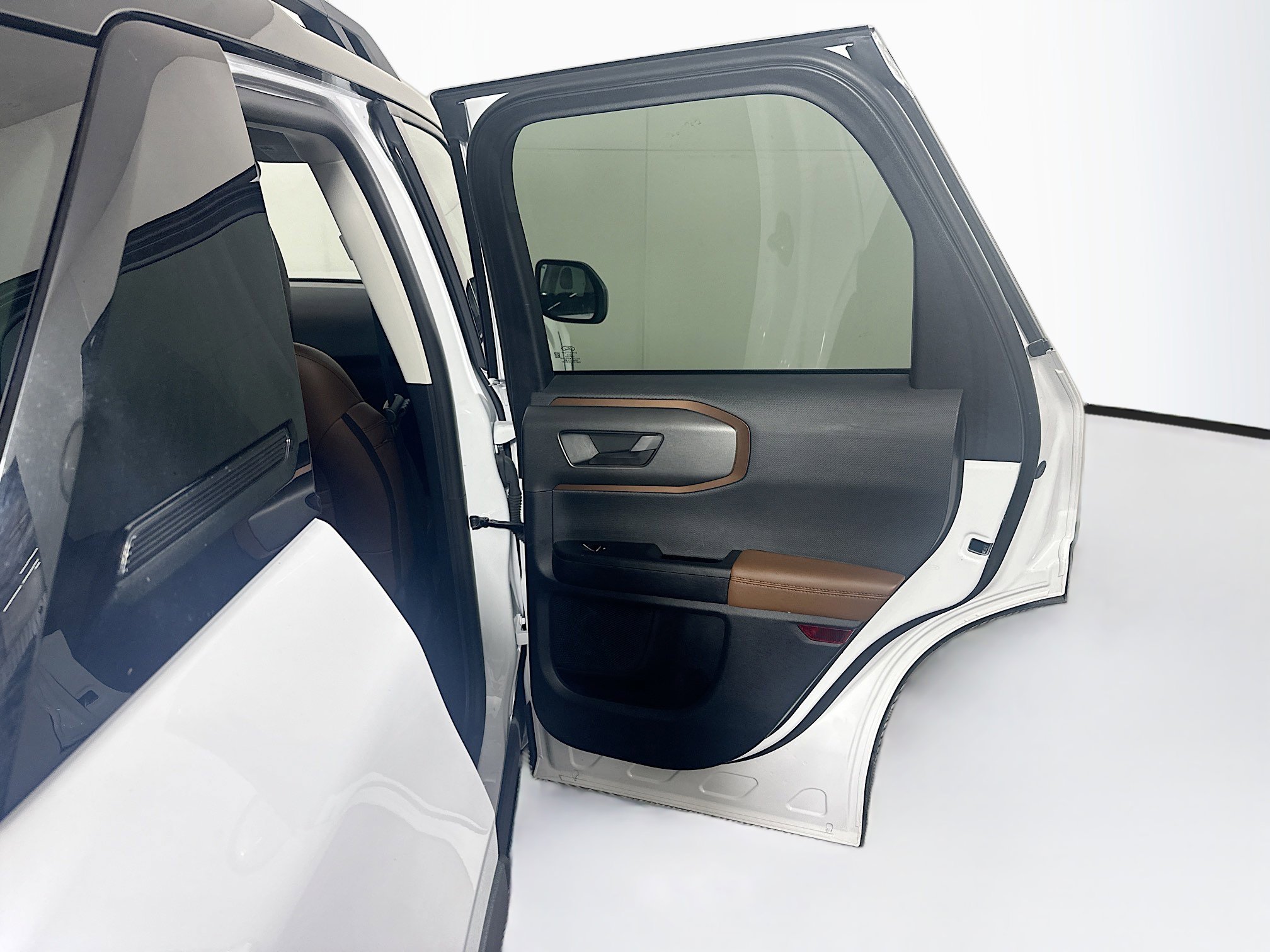Used 2025 Ford Bronco Sport Outer Banks AWD/4WD image 31