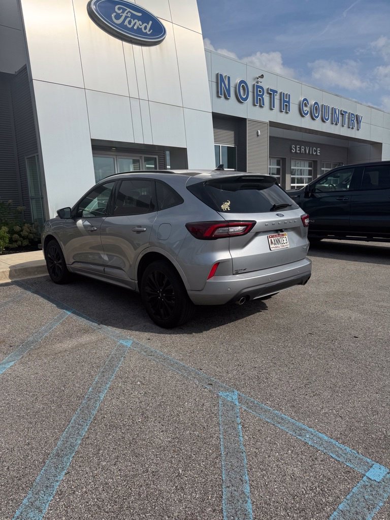 Used 2024 Ford Escape ST-Line Elite AWD/4WD image 11