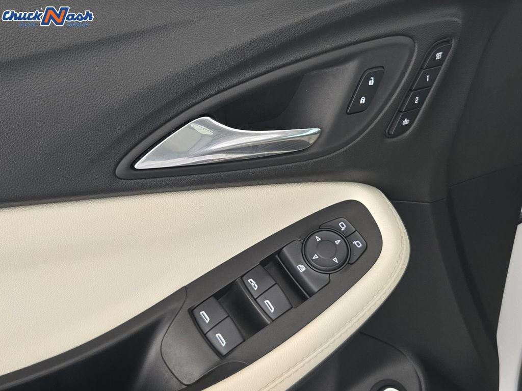 Used 2022 Buick Encore GX Essence FWD image 27